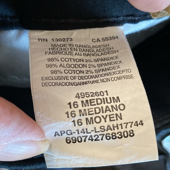 Lee Jeans Women’s Size 16 Medium Black Barely Boot Cut Jeans - Picture 7 of 9